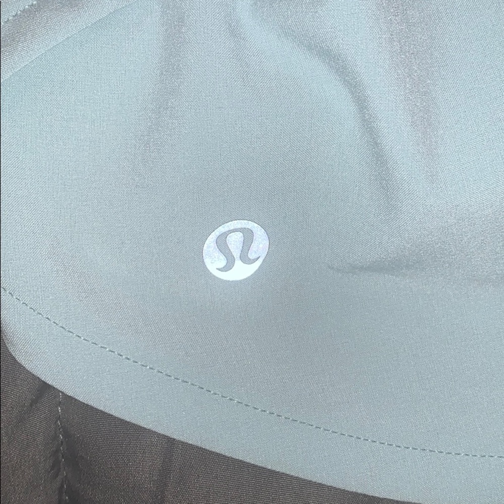 NWT LuluLemon Shorts - Picture 5 of 5